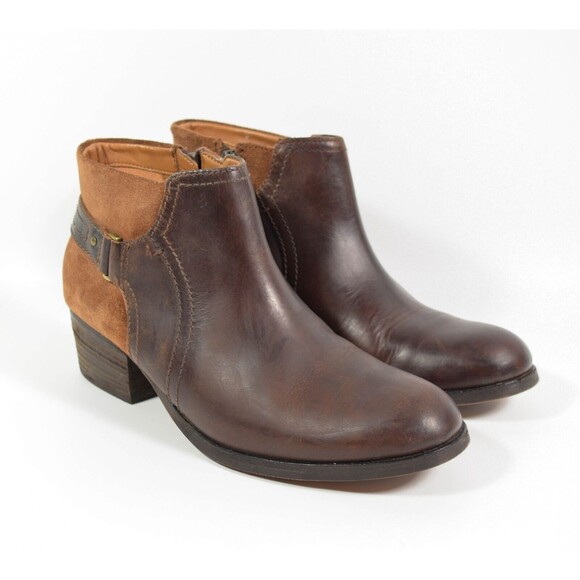 Clarks Artisan Maypearl Lilac Brown Leather Zipper Block Heel Ankle Boots Sz 6.5 - Picture 2 of 7
